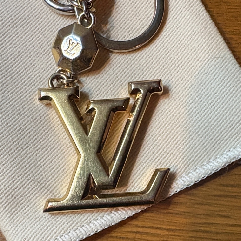 Louis Vuitton Bag Charm - Picture 3 of 4